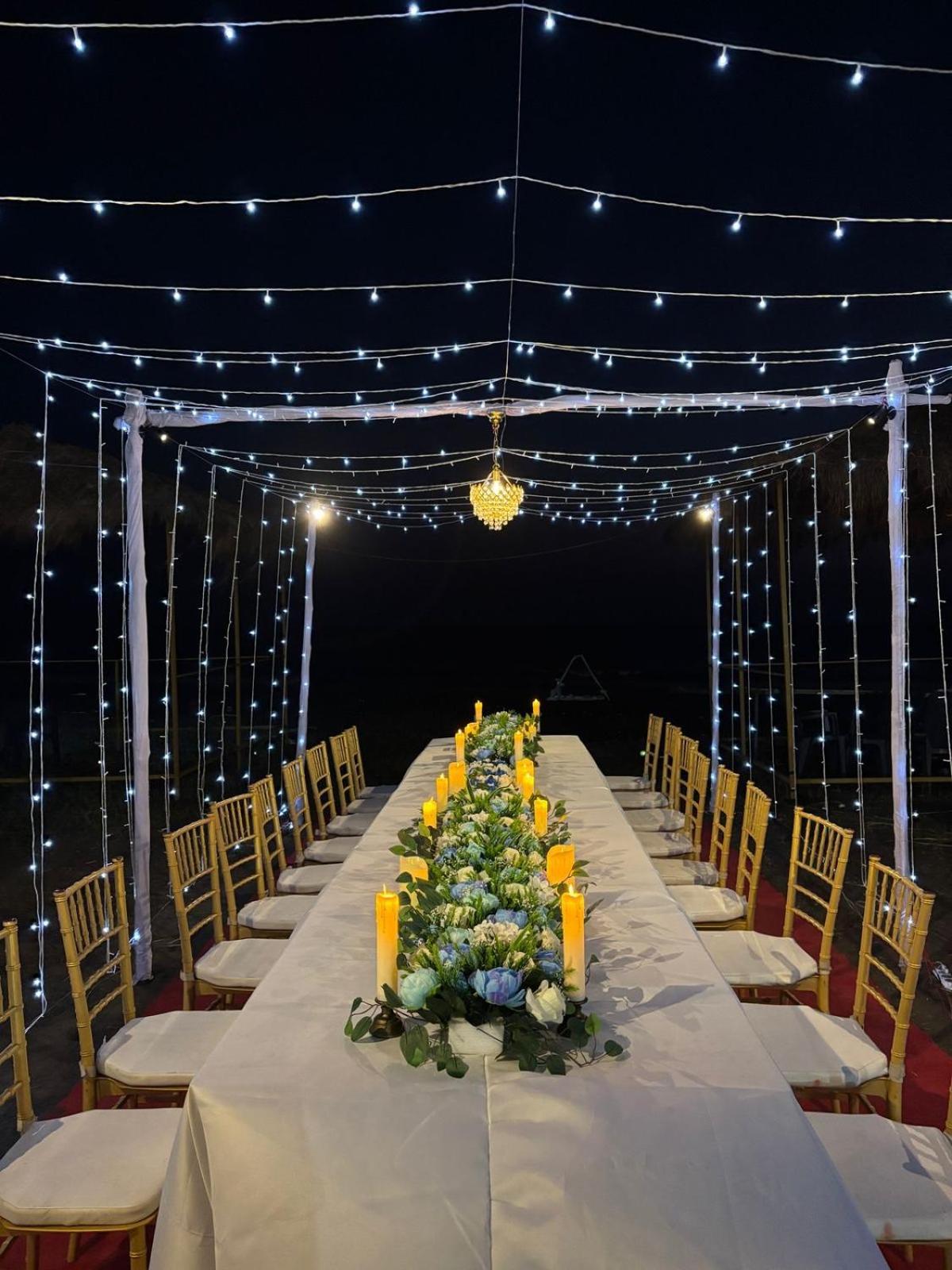 Sea Royal Rooms And Cafe Virār Buitenkant foto
